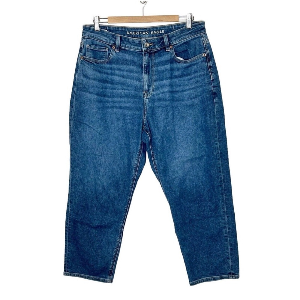 American Eagle Mom Jeans Women’s Size 10 Short High Rise Medium Wash Blue